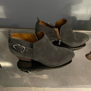 NWT Franco Sarto 8.5 grey suede booties